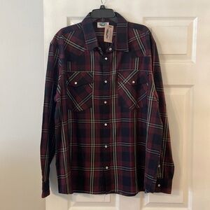 Woodland Creek Man Shirt size XL length 32” pit to pit 50” brand new with tag